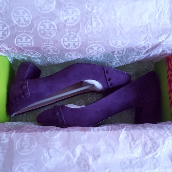 Tory Burch Suede Comfy Heels - Size 5.5 - Picture 4 of 5